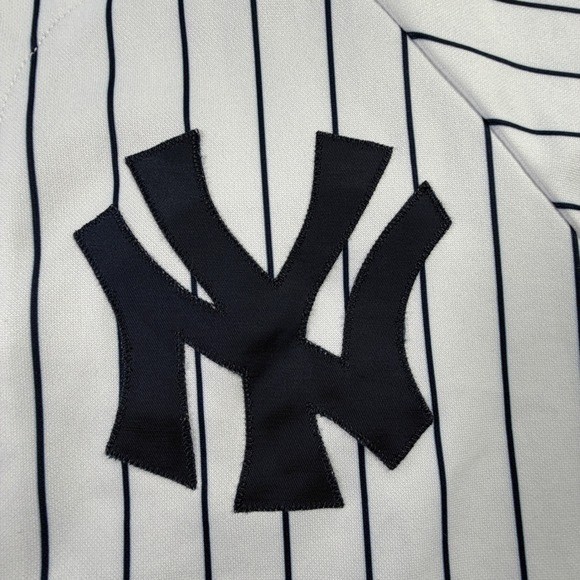 Don Mattingly New York Yankees 23 "Donnie Baseball" Majestic Pinstripe Jersey XL - Picture 3 of 12